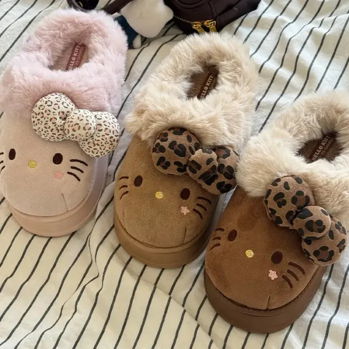 Laventra™ - Hello Kitty Plush Slippers